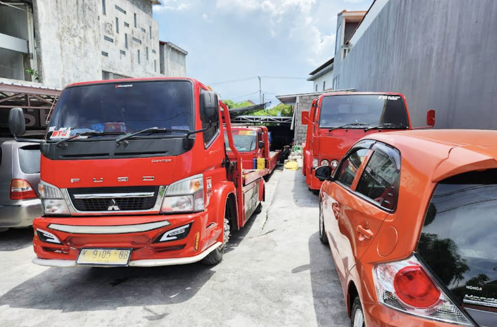 mobil derek terdekat